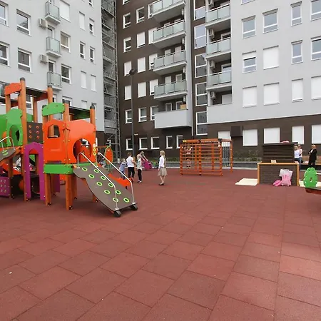 公寓 Riviera 2 New Apartment, Parking 5 Evra Dan 贝尔格莱德