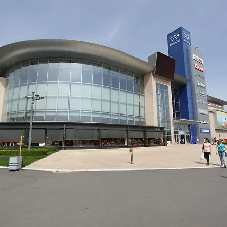 Riviera 2 New Apartment, Parking 5 Evra Dan 公寓