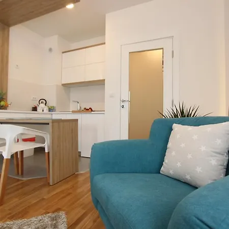 Riviera 2 New Apartment, Parking 5 Evra Dan