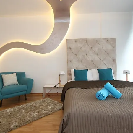 Riviera 2 New Apartment, Parking 5 Evra Dan 公寓