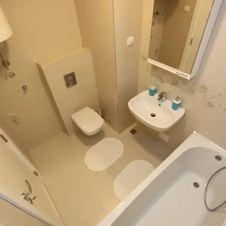 Riviera 2 New Apartment, Parking 5 Evra Dan Belgrad